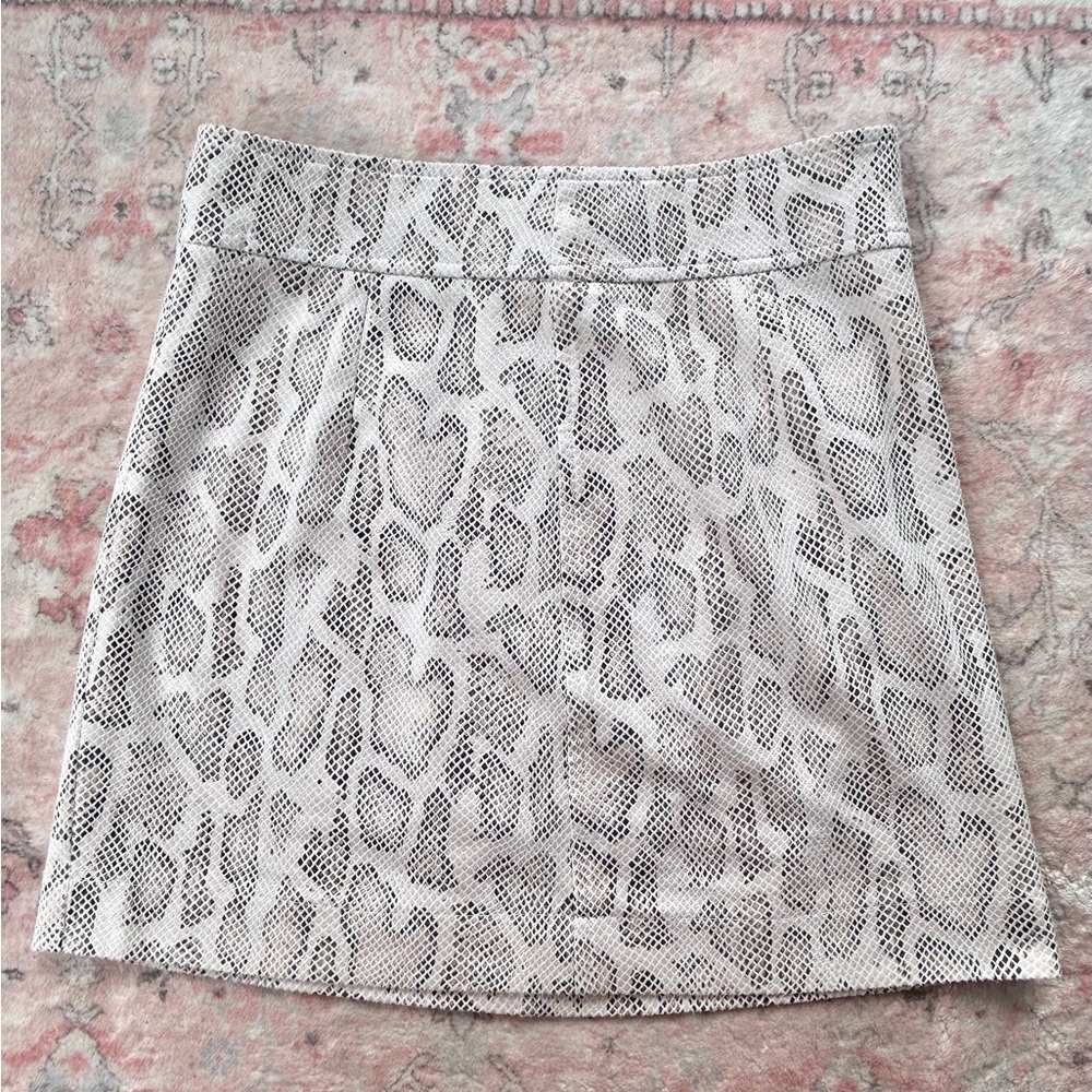 Stylish Snake Print Skirt
